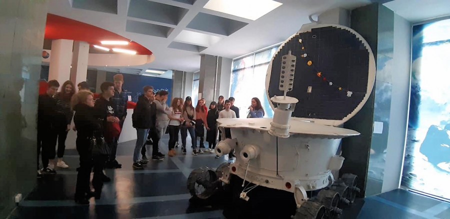 Наші 11-класники відвідали Київський планетарій